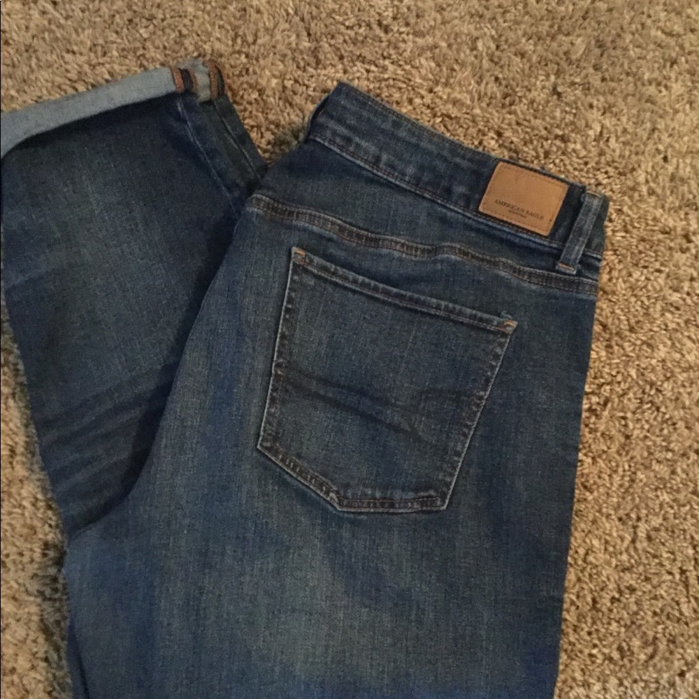 American eagle tomgirl jeans